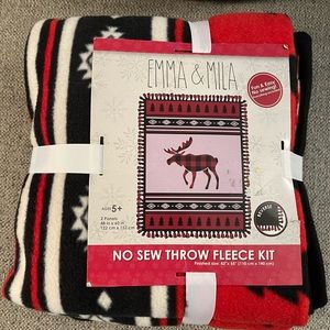 BRAND NEW Emma & Mila No Sew Throw Fleece Kit w/ Plaid And Deer Antlers